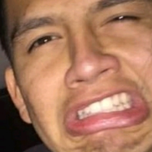 Meet your Posher, Esdras - Picture 1 of 1